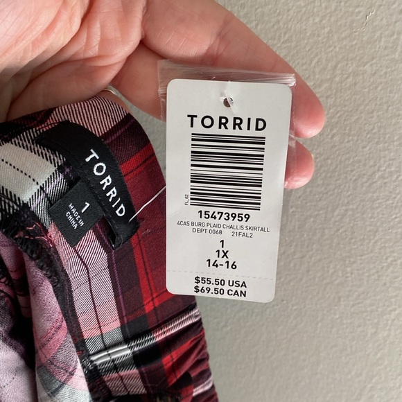Torrid Mini Challis Plaid Skirtall overall skirt size 1 - Picture 5 of 5